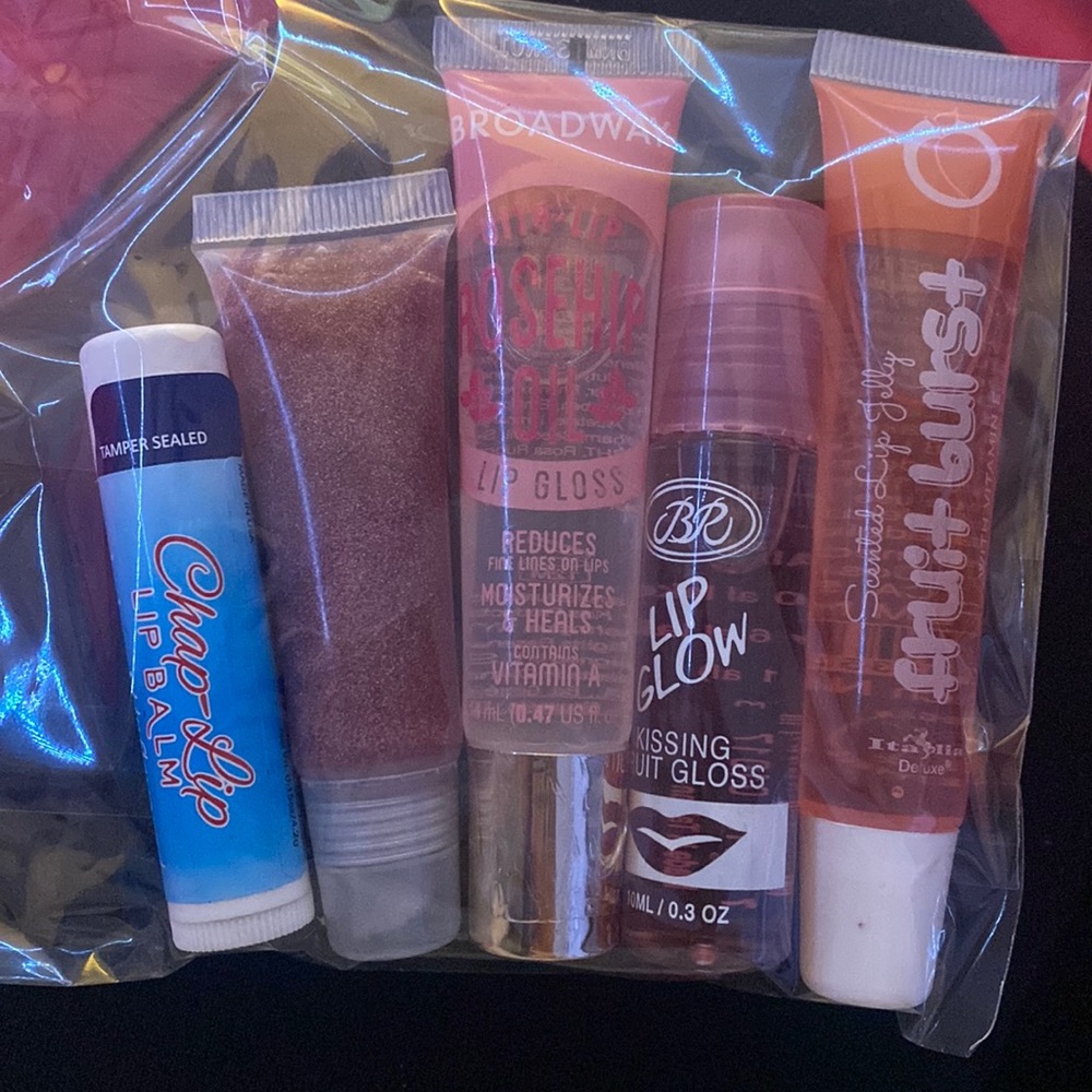 FIVE Lip Products